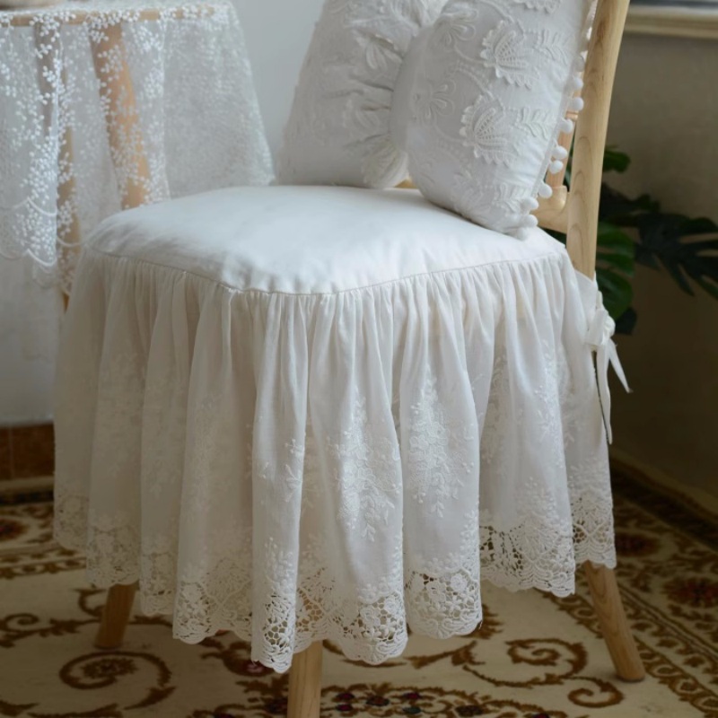 Visitor Chair Padded - เบาะรองนั่งผ้าฝ้ายแท้ ระบายอากาศดี ลายปักลูกไม้สีขาวสไตล์ยุโรป สำหรับตกแต่งบ้าน